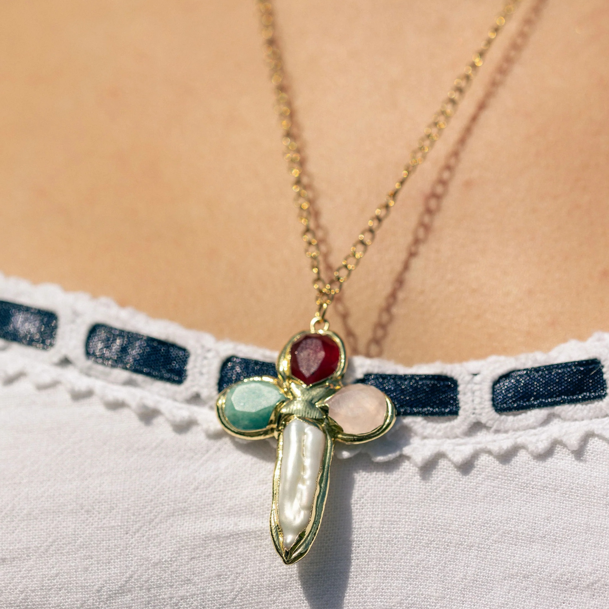 The Madilaya Pendant